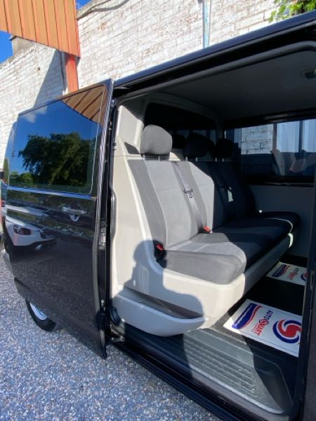 Volkswagen T6 Volkswagen Transporter T6 2.0 TDI 150CH 7cv BVA ,noir , pr