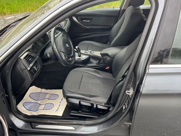Bmw Serie 3 (F31) TOURING 318D 143 MODERN BVA8