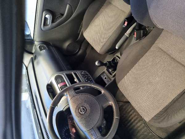 Opel Corsa V 1.4 90 BLACK EDITION 5P