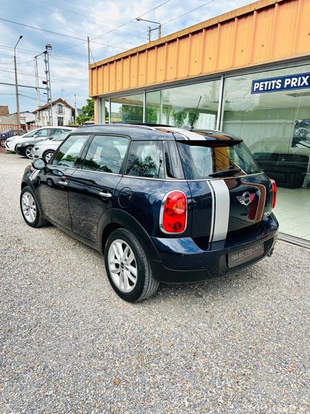 Mini Countryman MINI COUNTRYMAN 112ch, bleu 6cv, première mise en circulat