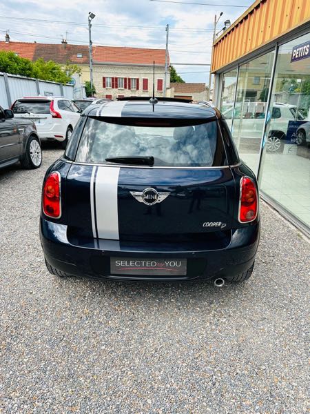 Mini Countryman MINI COUNTRYMAN 112ch, bleu 6cv, première mise en circulat