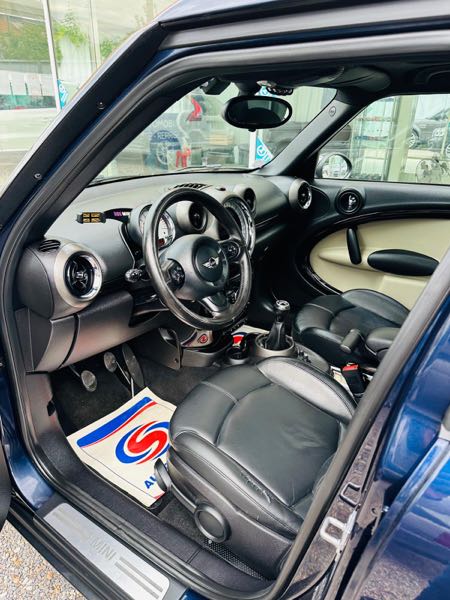 Mini Countryman MINI COUNTRYMAN 112ch, bleu 6cv, première mise en circulat