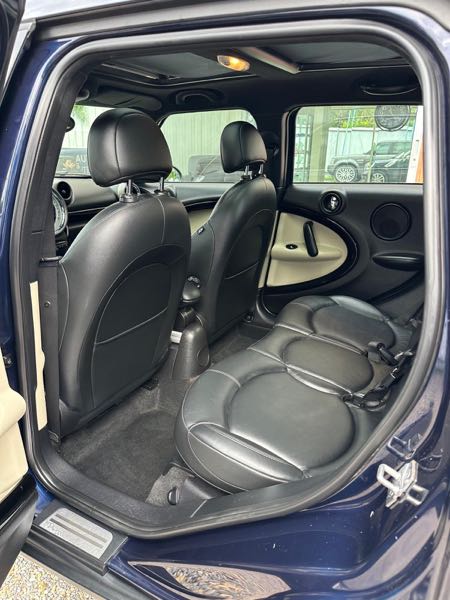 Mini Countryman MINI COUNTRYMAN 112ch, bleu 6cv, première mise en circulat
