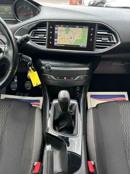 Peugeot 308 II (2) 1.5 BLUEHDI 100 S&amp;S ACTIVE BUSINESS