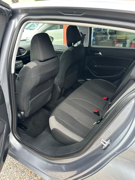 Peugeot 308 II (2) 1.5 BLUEHDI 100 S&amp;S ACTIVE BUSINESS