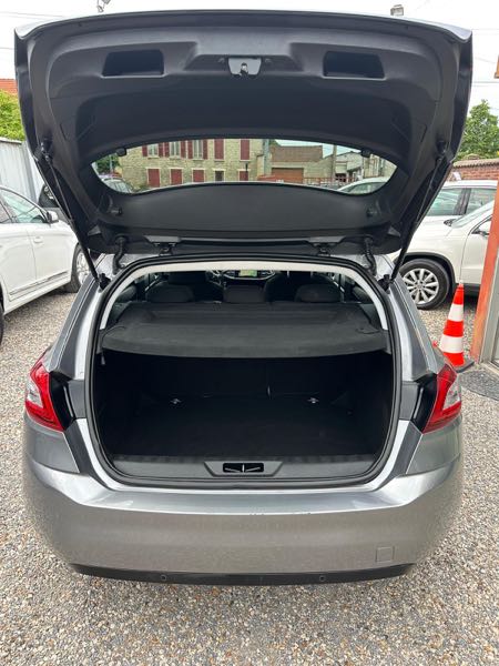 Peugeot 308 II (2) 1.5 BLUEHDI 100 S&amp;S ACTIVE BUSINESS