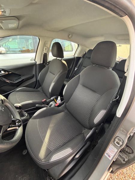 Peugeot 208 (2) 1.6 BLUEHDI 100 ACTIVE BUSINESS 5P