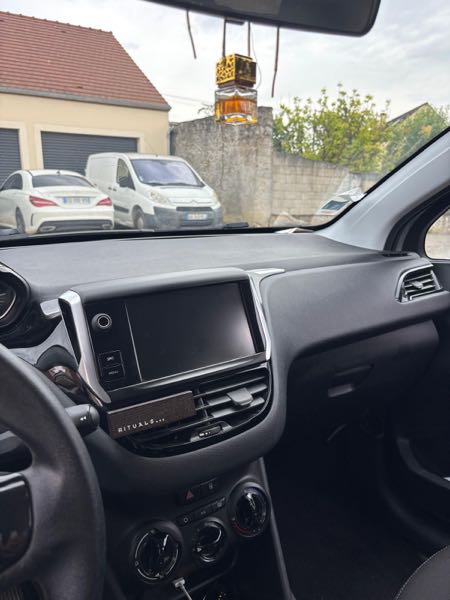 Peugeot 208 (2) 1.6 BLUEHDI 100 ACTIVE BUSINESS 5P