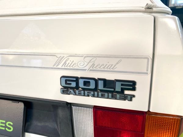 Volkswagen Golf White spécial karman 1.8i 98ch