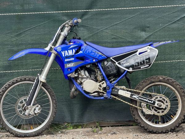 YAMAHA YZ