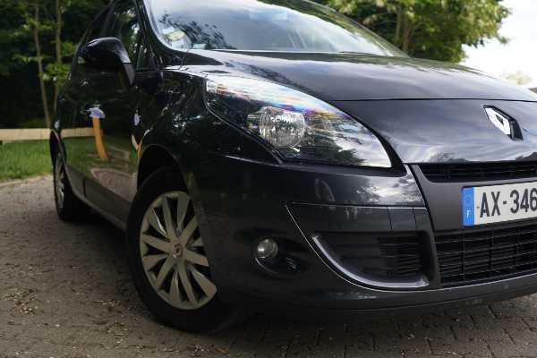 Renault Scenic III (3) 1.5 DCI 110 ENERGY FAP EXPRESSION ECO2