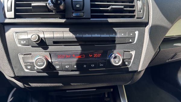Bmw Serie 1 BMW 120d BVA8 Sport 184ch