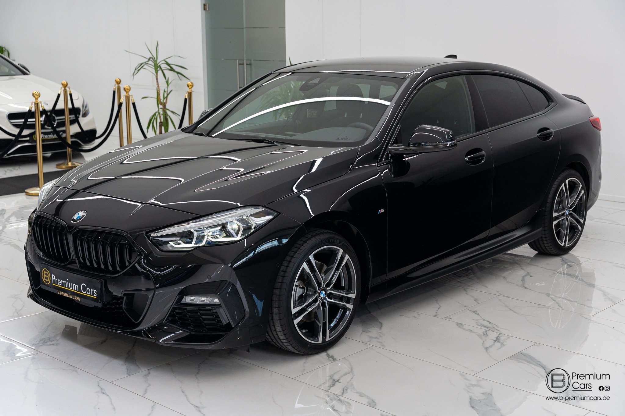 BMW 218 i Gran Coupe aut. M-sport! Navi, Camera, Shadow!