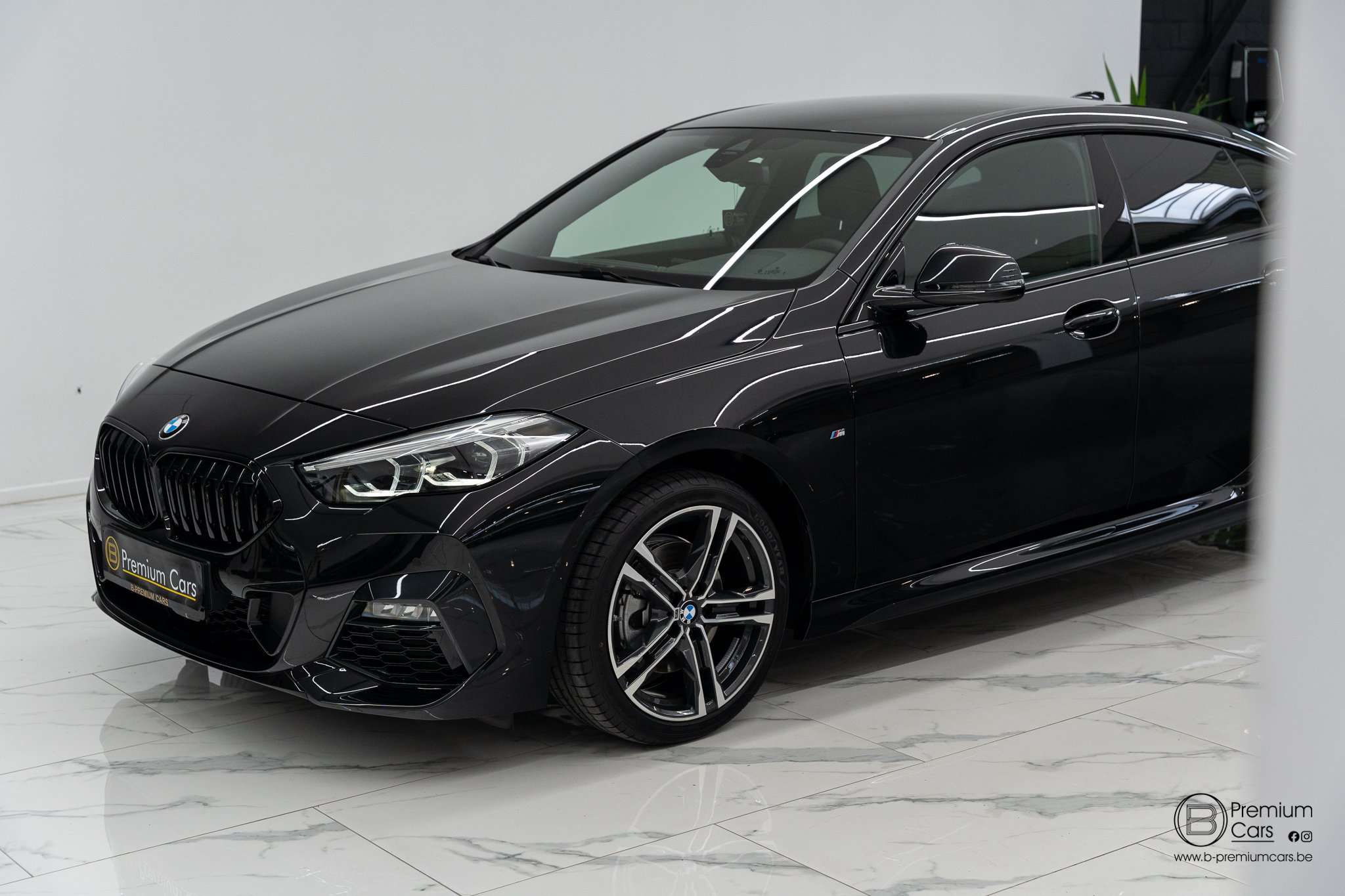 BMW 218 i Gran Coupe aut. M-sport! Navi, Camera, Shadow!