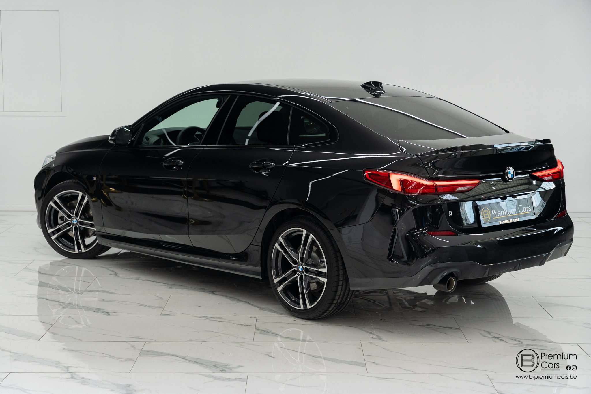 BMW 218 i Gran Coupe aut. M-sport! Navi, Camera, Shadow!