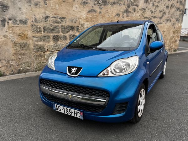 Peugeot 107 à vendre Peugeot 107 1.0 essence très propre rien à prévoir
