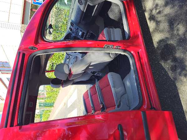 Volkswagen Caddy II 1.6 102 TRENDLINE