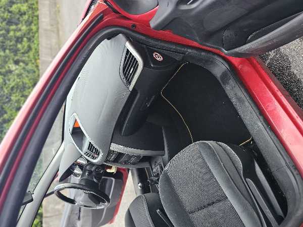 Peugeot 207 1.6 16V 110 EXECUTIVE PACK 5P