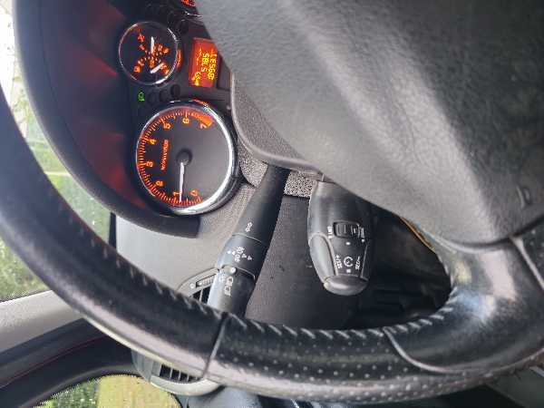 Peugeot 207 1.6 16V 110 EXECUTIVE PACK 5P