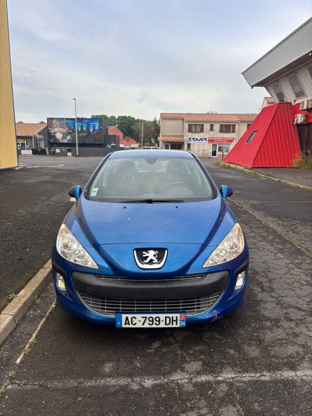 Peugeot 308 1.6 HDI 110 FAP FELINE 5P