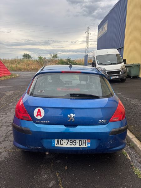 Peugeot 308 1.6 HDI 110 FAP FELINE 5P