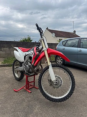 HONDA CRF R