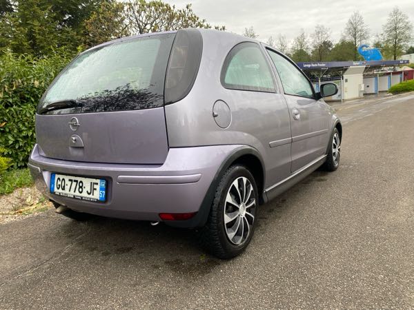 Opel Corsa OPEL CORSA 1.2 Twinport City, 5 cv, première mise en circula