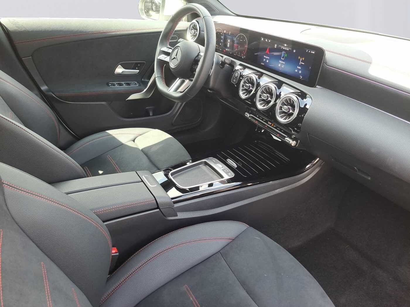 Mercedes-Benz CLA 200  d Shooting Brake AMG Line