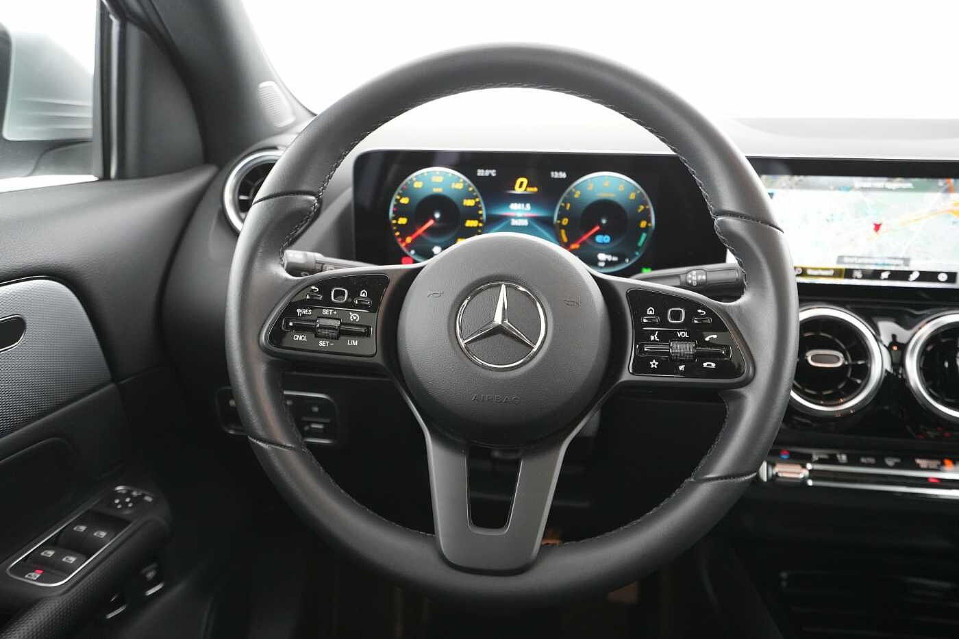 Mercedes-Benz GLA 250  e Style