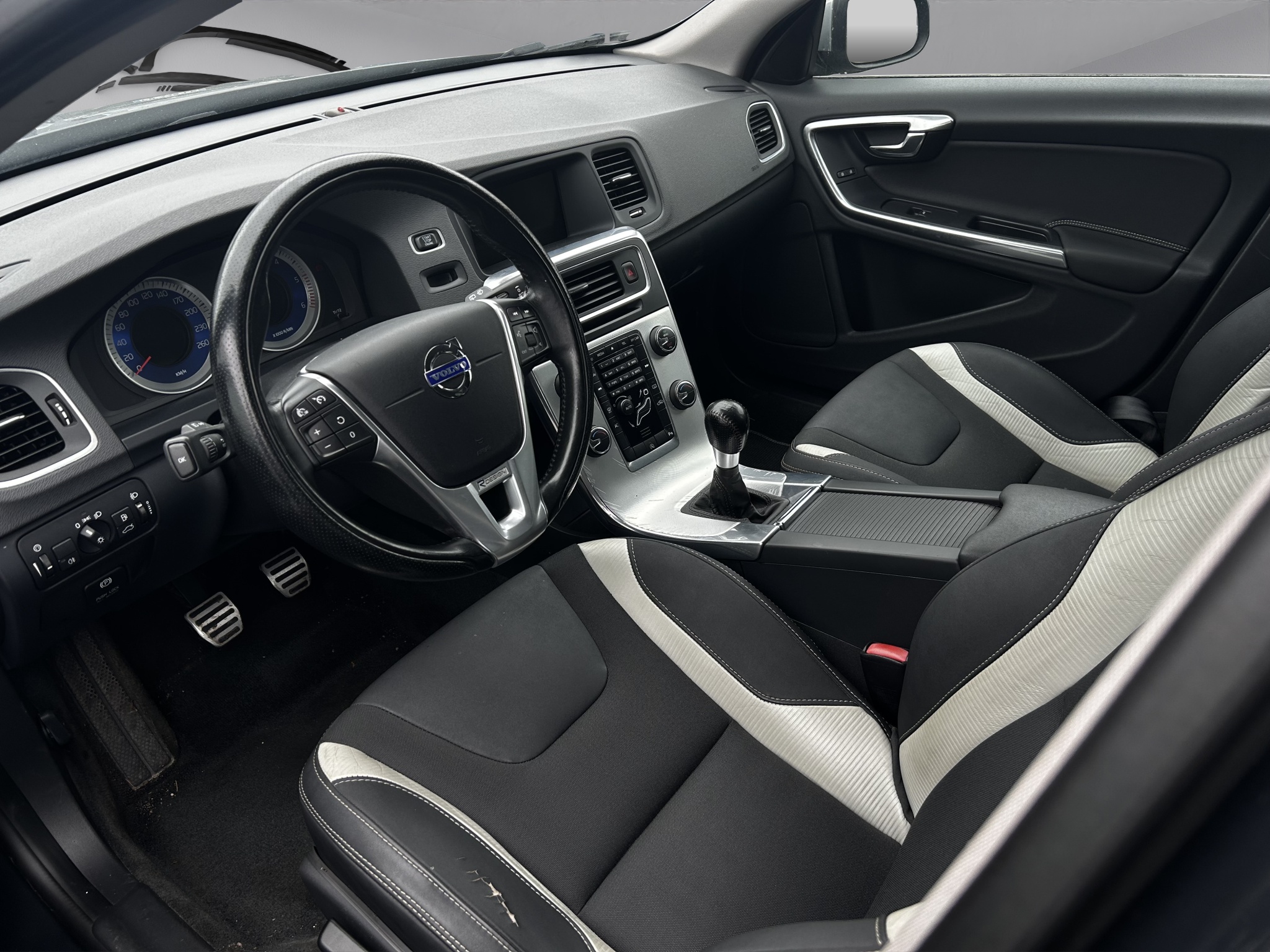 Volvo V60 (2) D3 136