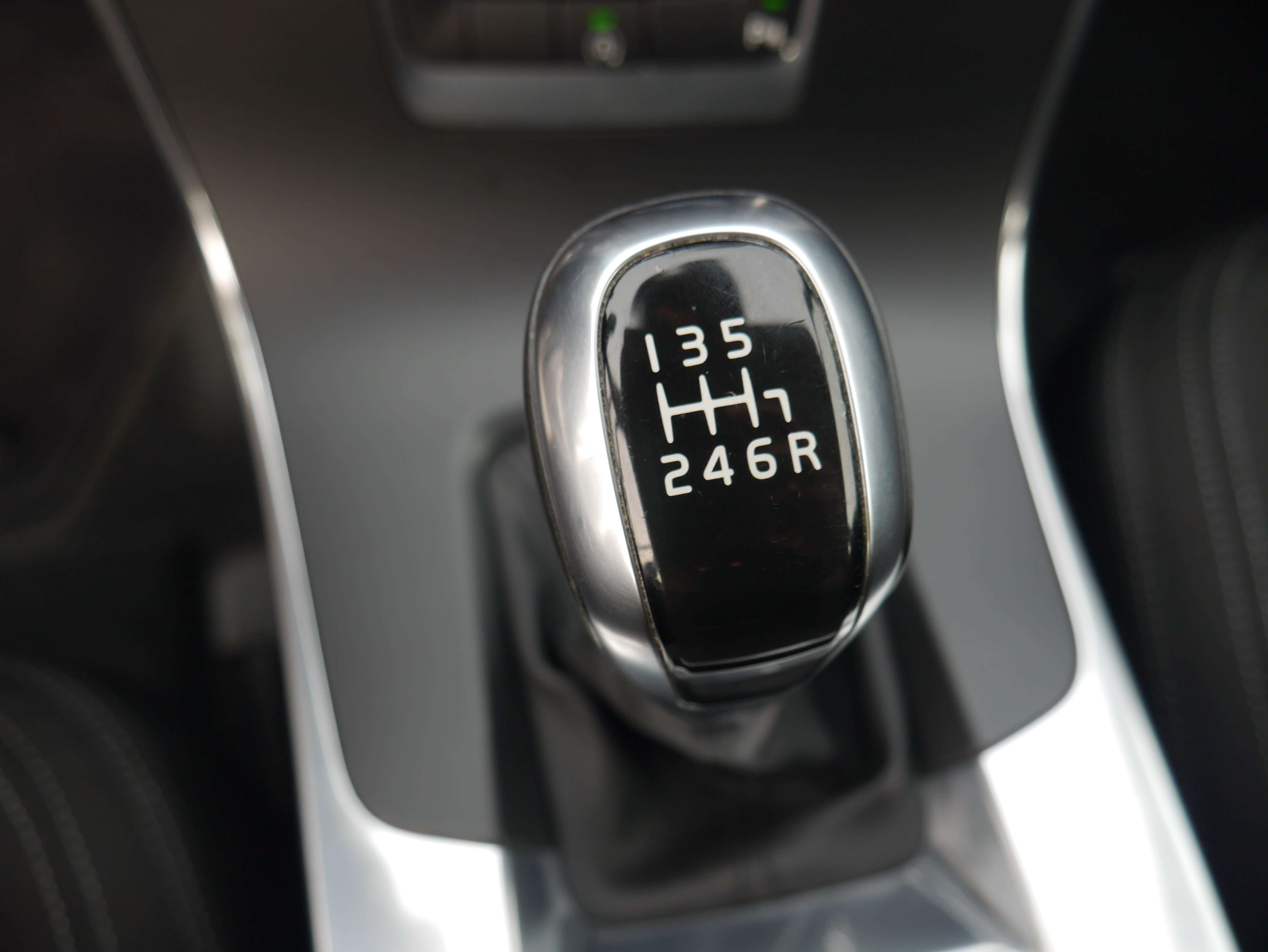 Volvo V60 2.0 D2*GPS*CLIM*