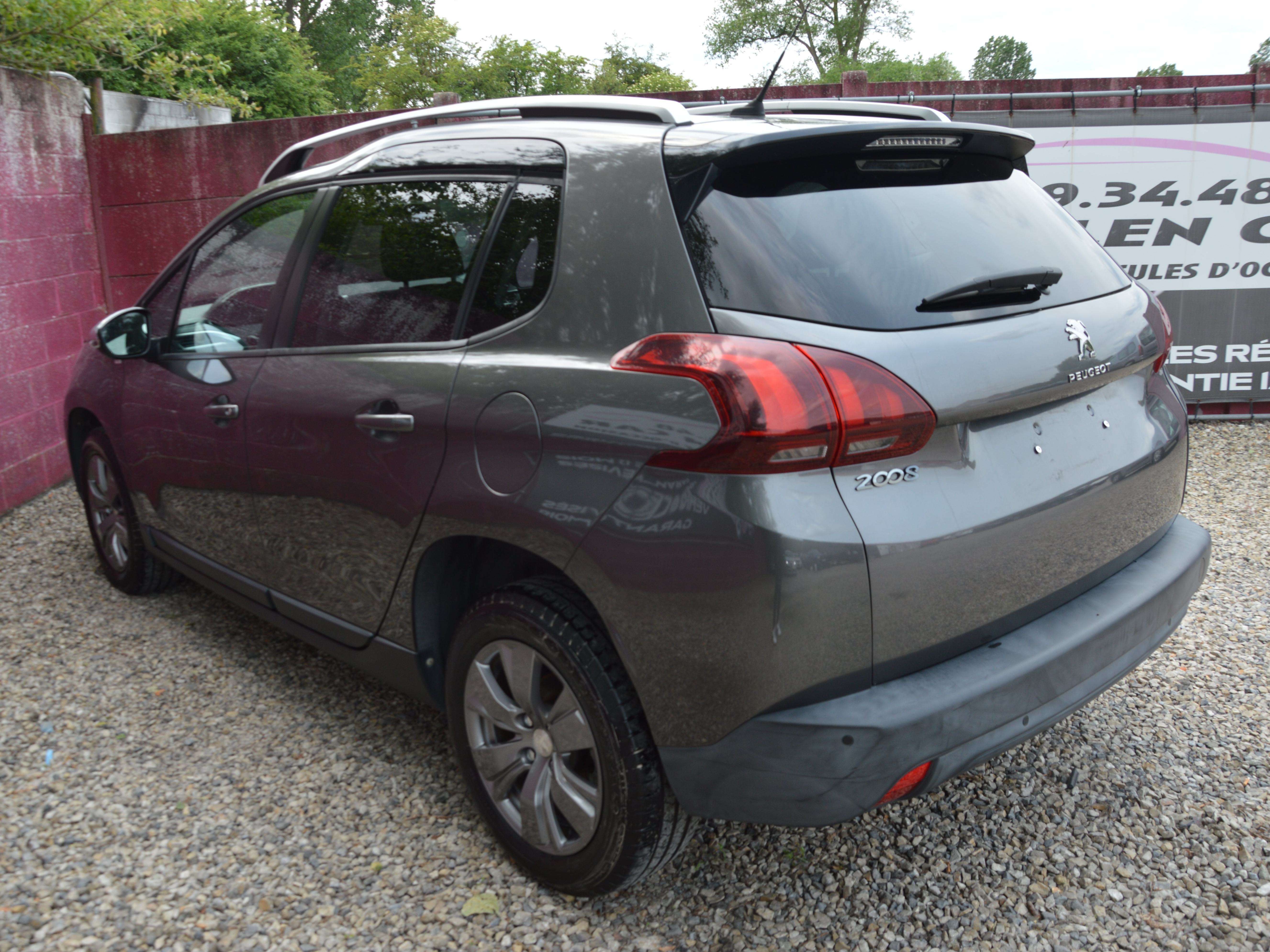 Peugeot 2008 1.6BlueHDi Style NAV SENS AR CLIM 39.686KM