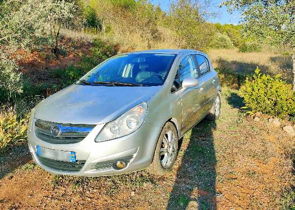 Opel Corsa IV 1.7 CDTI 125 FAP COSMO 5P