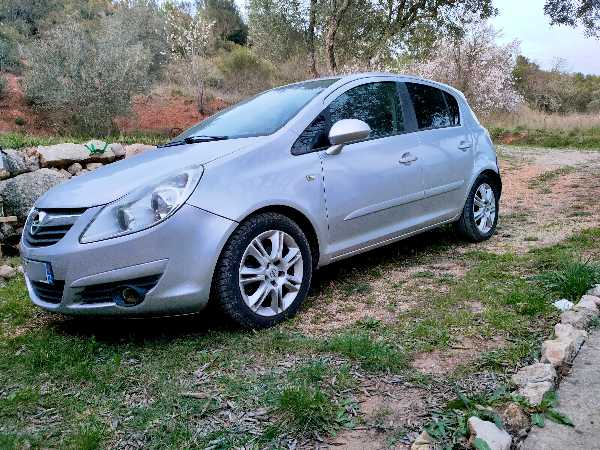 Opel Corsa IV 1.7 CDTI 125 FAP COSMO 5P