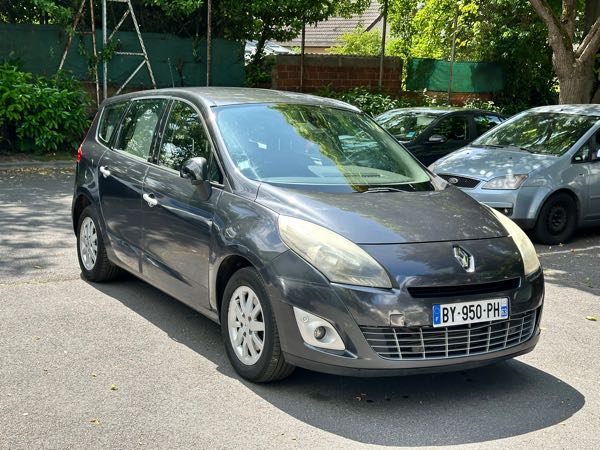 Renault Grand Scenic IV 1.5 DCI 110 ENERGY INTENS EDC 7PL