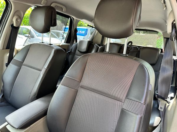 Renault Grand Scenic IV 1.5 DCI 110 ENERGY INTENS EDC 7PL