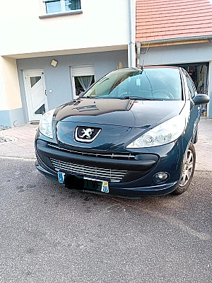 Peugeot 206+ 1.4 75 PACK TRENDY 5P