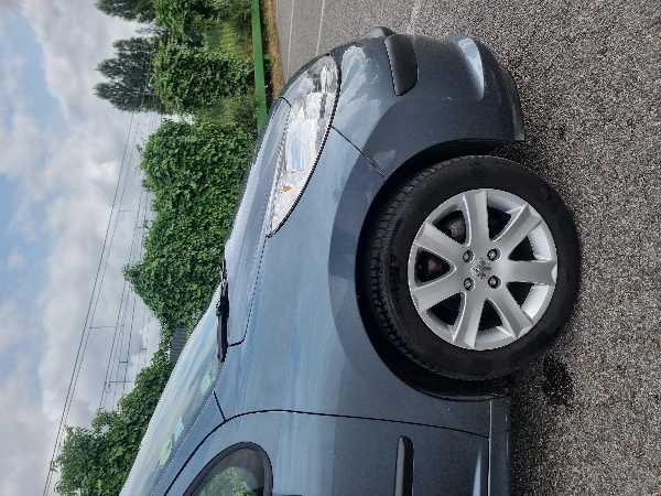 Peugeot 207 1.4 16V 90cv 2e main, suivi complet