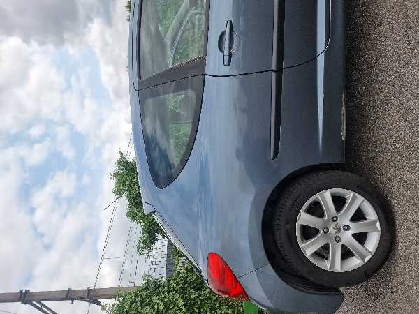Peugeot 207 1.4 16V 90cv 2e main, suivi complet