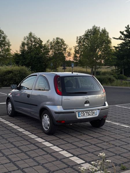 Opel Corsa III (2) 1.3 CDTI CITY 3P