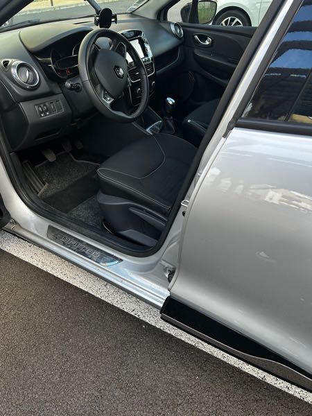 Renault Clio IV (2) 1.2 16V 75 LIMITED