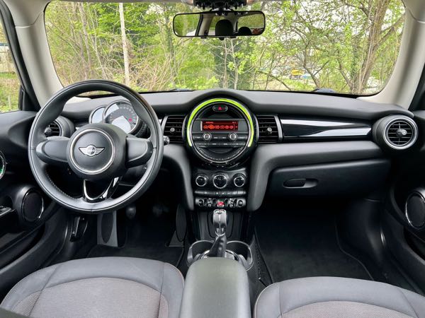 Mini COOPER Mini Cooper one 2016 1.2 essence