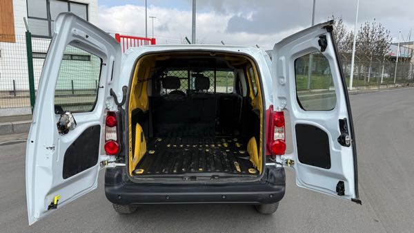 Citroen Berlingo II (3) 1.6 BLUEHDI 75 CONFORT M