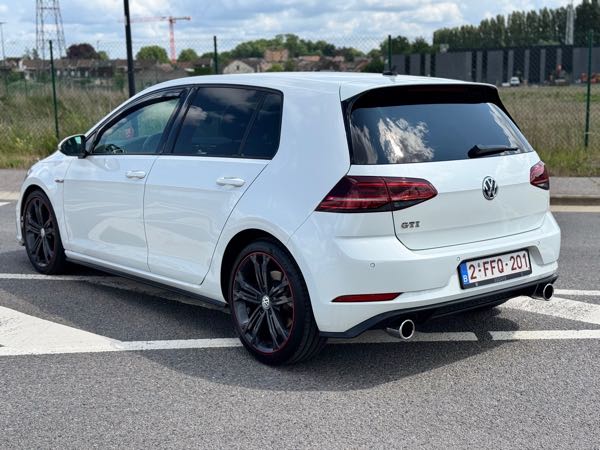 Volkswagen Golf Volkswagen Golf 7.5 GTI -dsg - 2018 - 125.000 km