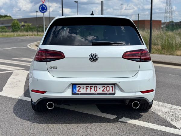 Volkswagen Golf Volkswagen Golf 7.5 GTI -dsg - 2018 - 125.000 km