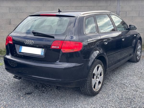 Audi A3 II (2) SPORTBACK 2.0 TDI 140 8CV AMBITION LUXE