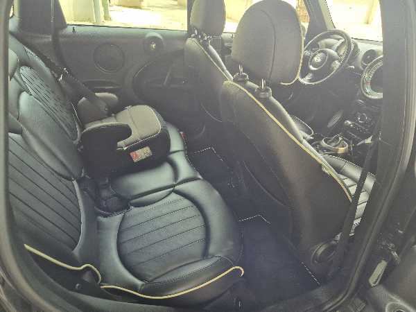Mini Countryman (2) COOPER SD 143 RED HOT CHILI BVA6