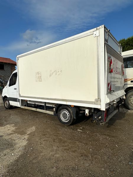 Mercedes-Benz Sprinter MERCEDES-SPRINTER CAISSSE 15m
