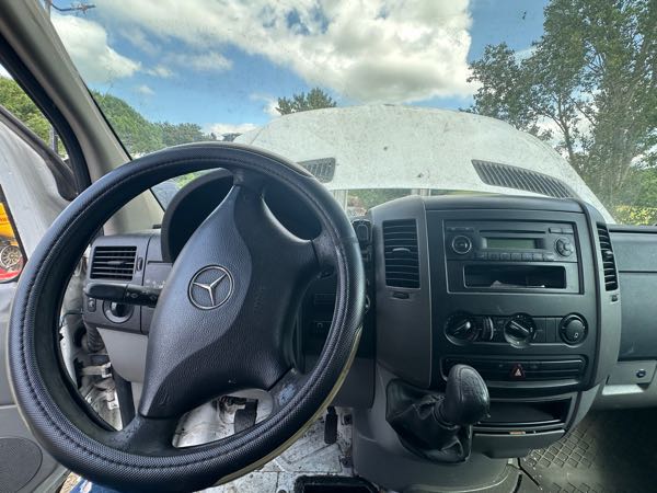 Mercedes-Benz Sprinter MERCEDES-SPRINTER CAISSSE 15m