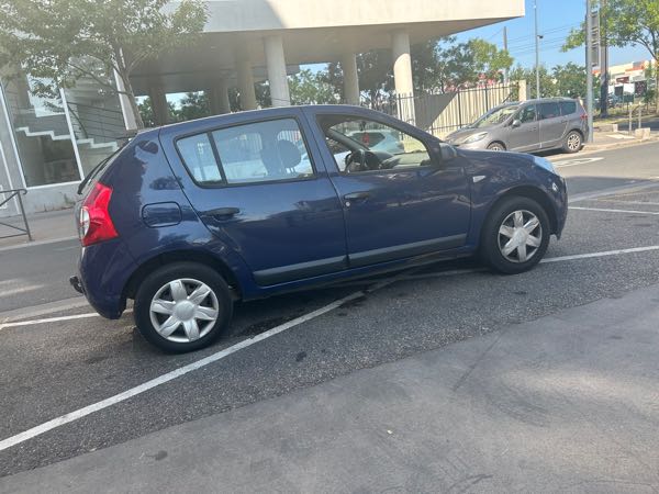 Dacia Sandero je vend dacia Sandiro 1.5 dci